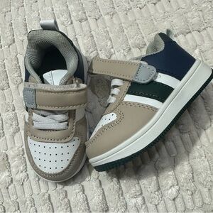 Kids' Beige and Navy Sneakers